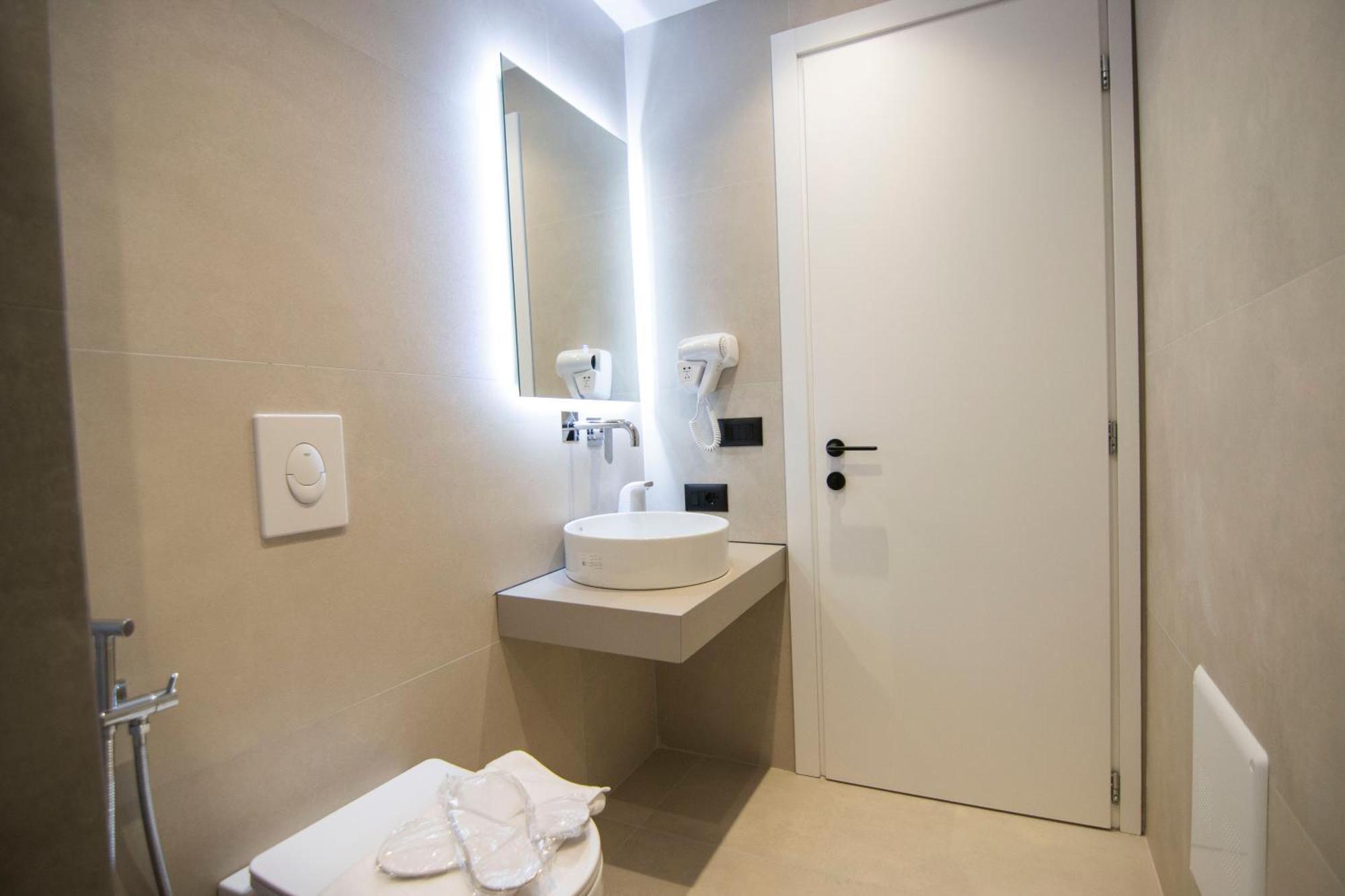 Mina Luxury Leilighet Tiranë